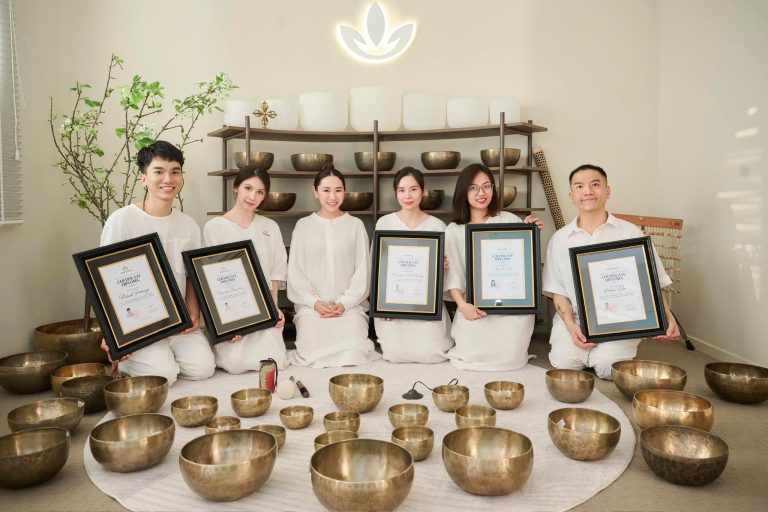 khóa học chuông tháng 3 SHan Healing