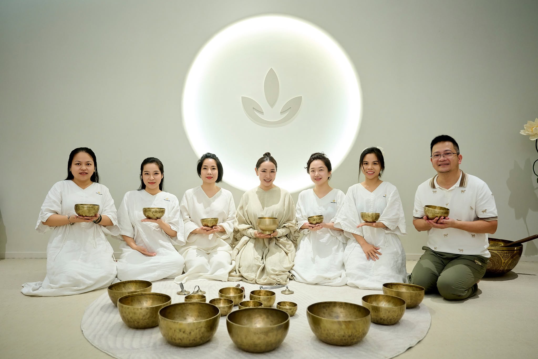 kết thúc khóa học chuông giữa tháng 7 tại SHAN Healing