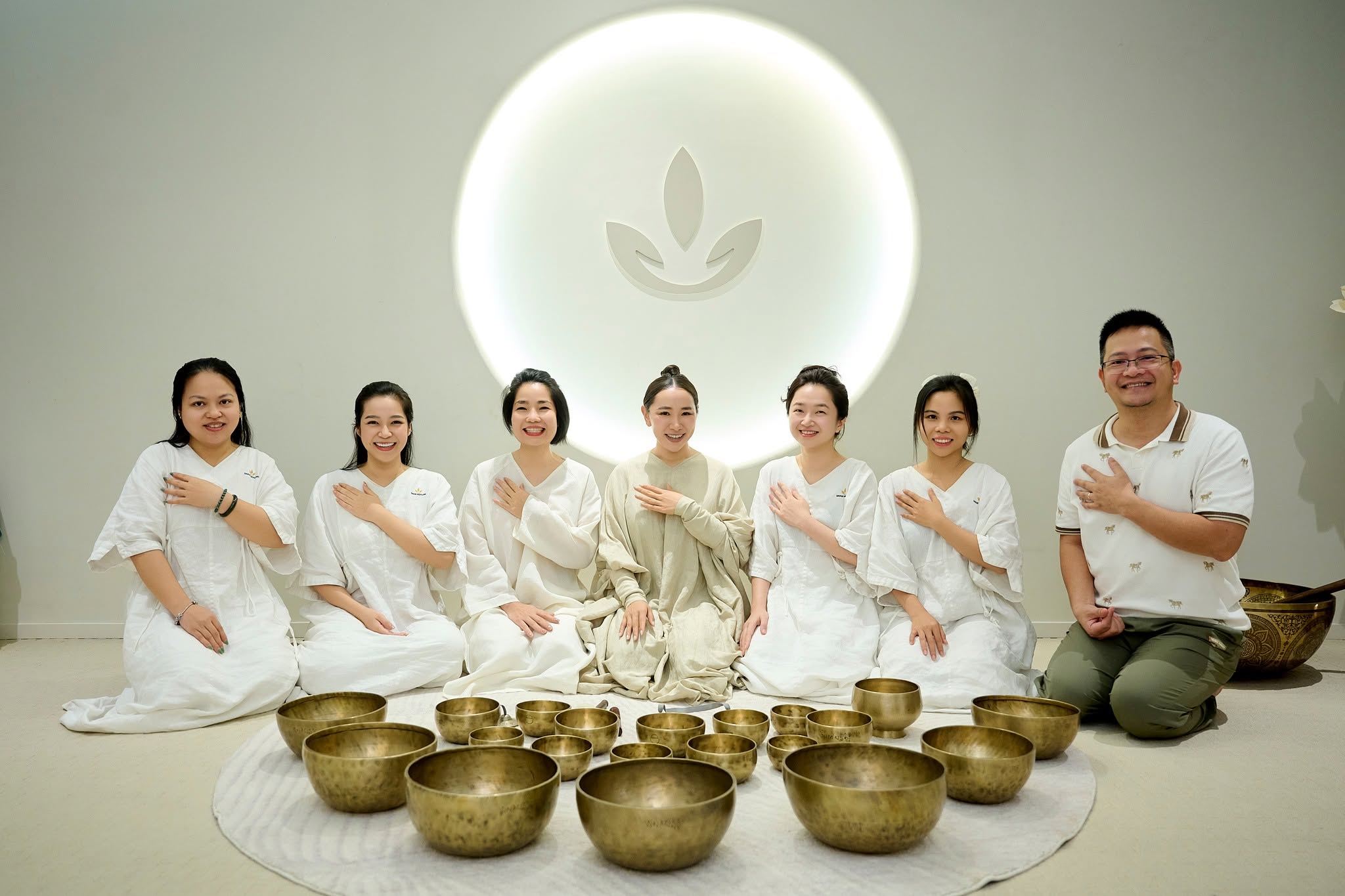 kết thúc khóa học chuông giữa tháng 7 tại SHAN Healing