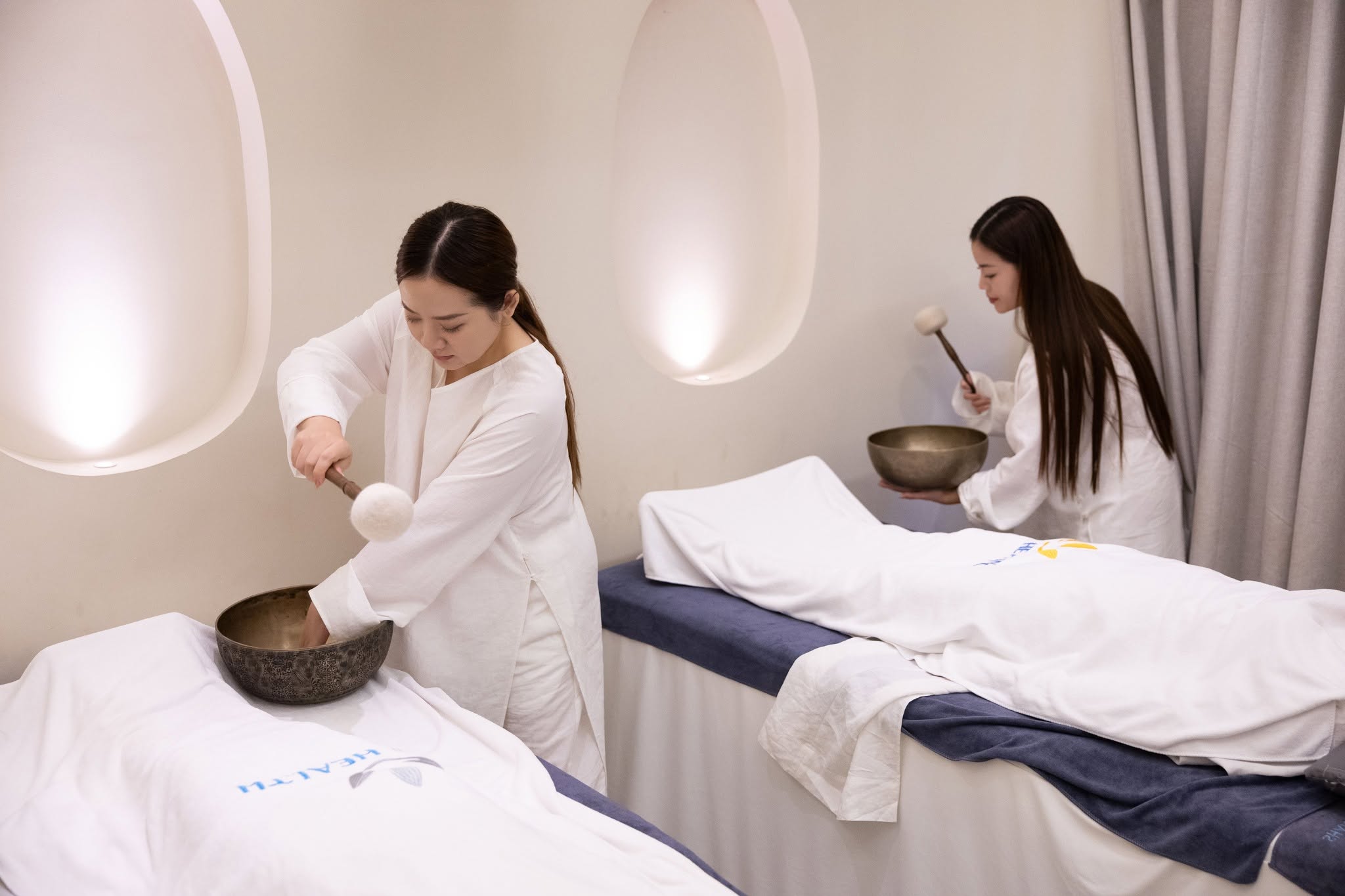 khóa học chuông xoay tháng 10-2026 tại SHAN Healing