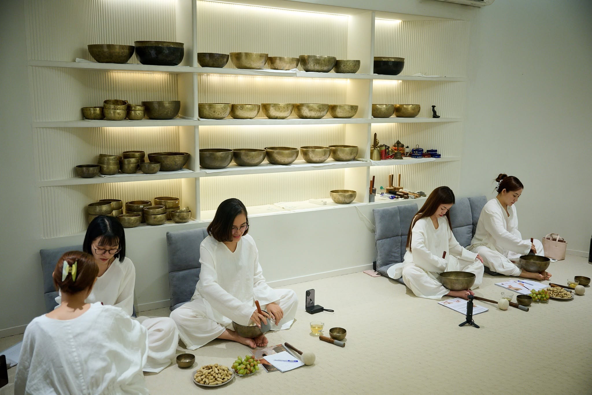 khóa học chuông xoay tháng 10-2026 tại SHAN Healing